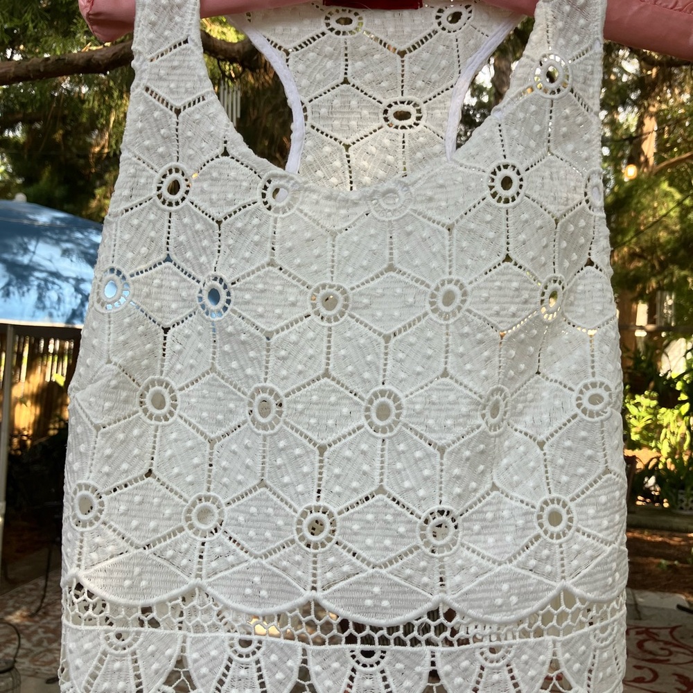 Signature8 White Lace Top, side zip!